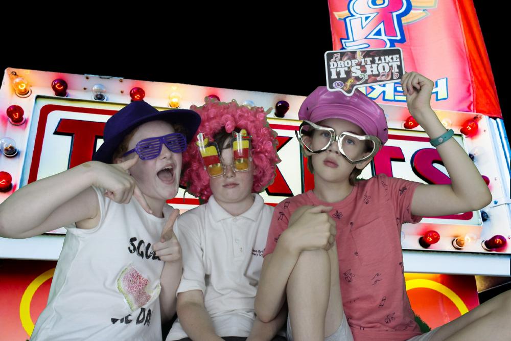 Fun Day | View more photos from the event at gallery.myphotoboothexperience.co.uk/u/MyPhotoBoothExperienceLtd/Fun-Day